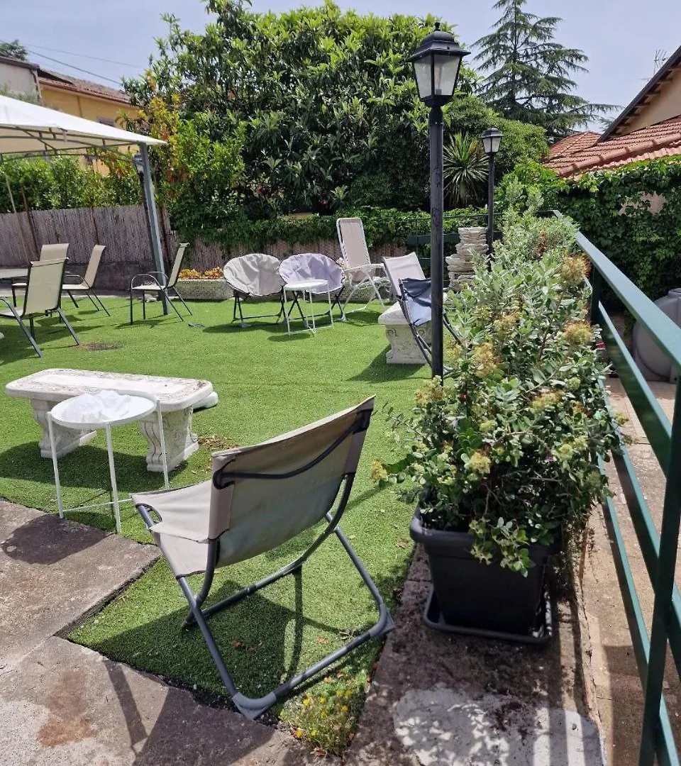 Althea Etna Garden Acomodação com café da manhã Nicolosi Alojamento de Acomodação e Pequeno-almoço
